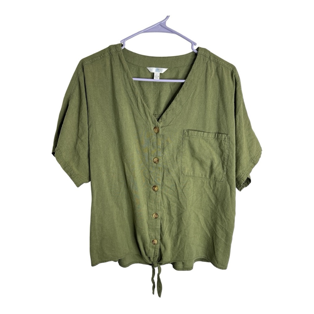 Time and Tru Women’s Sage Green Button-Down Shirt w/ Tie Bottom Size L